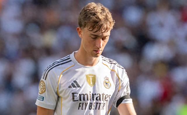 凯发k8国际-皇马新援胡伊森停赛一场逃过重罚，巴黎两将遭重罚无缘战皇马